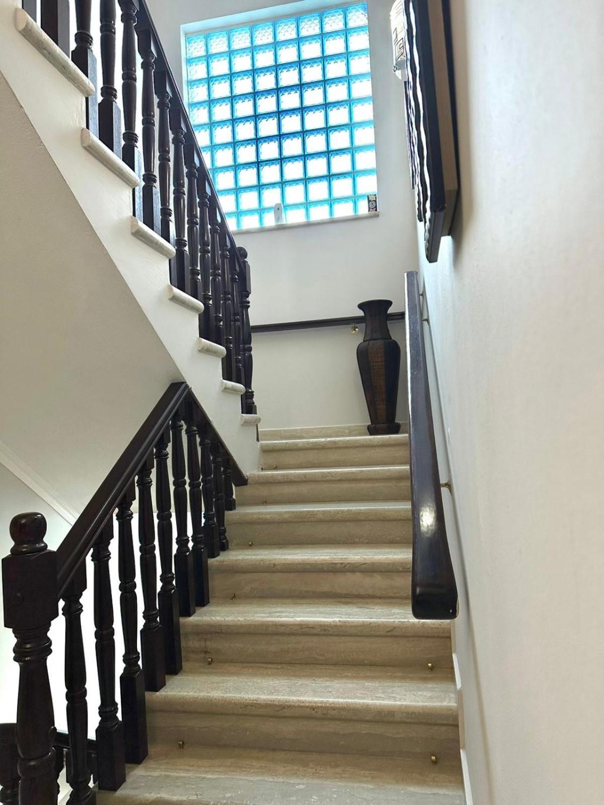 Guest House Pulake Berat Bagian luar foto